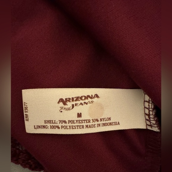 Beautiful Burgundy Lace Sleeveless Top - Picture 8 of 8